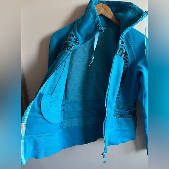 Lululemon Blue Zip-up Scuba Jacket - Size 8 - Picture 6 of 11